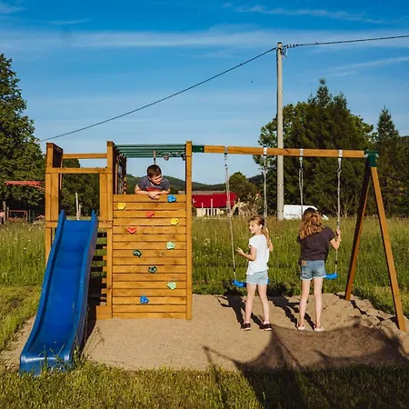 Obok Dziadka W Okolicy Czarnej Góry Willa Stary Gieraltow