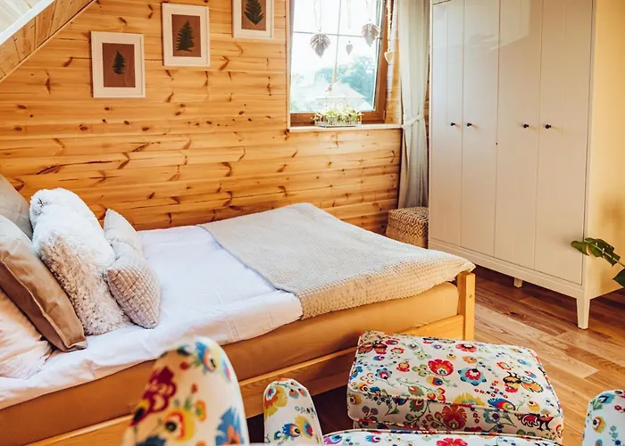 Obok Dziadka W Okolicy Czarnej Gory