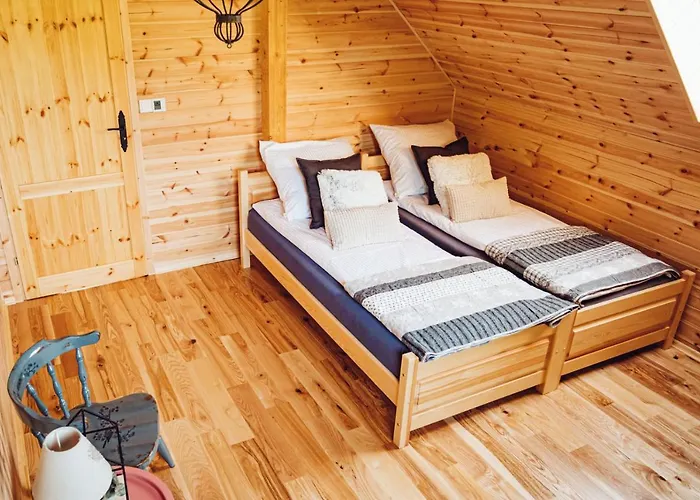 Villa Obok Dziadka W Okolicy Czarnej Gory Stary Gieraltow