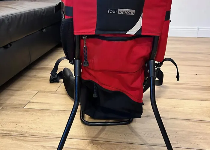 Obok Dziadka W Okolicy Czarnej Gory *