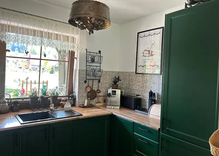 Obok Dziadka W Okolicy Czarnej Gory Stary Gieraltow