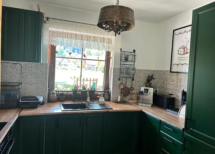 Obok Dziadka W Okolicy Czarnej Gory Villa