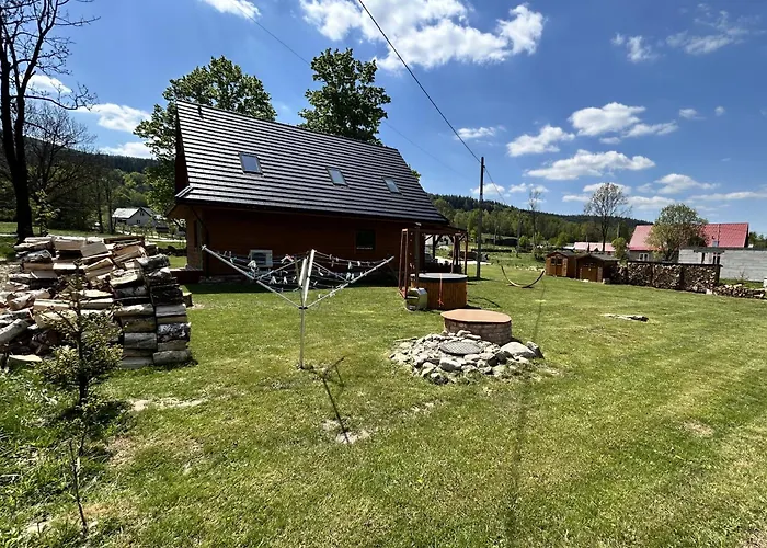 Villa Obok Dziadka W Okolicy Czarnej Gory *